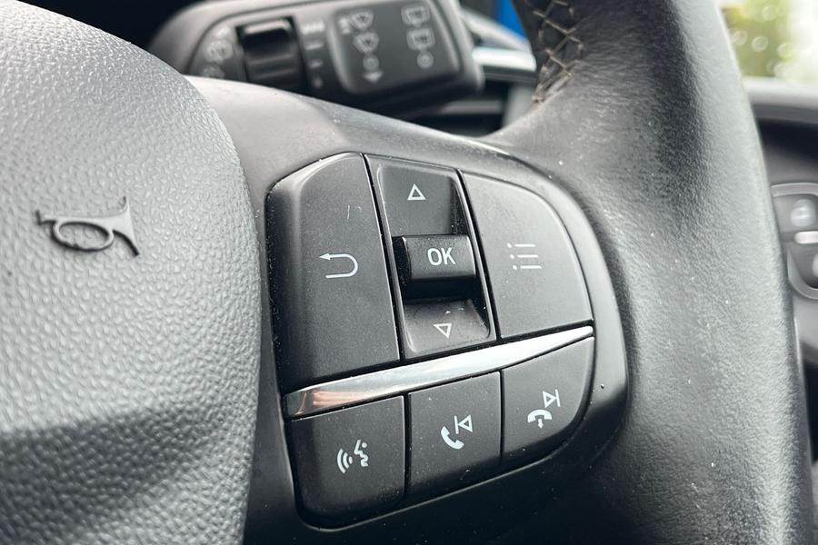 Ford Fiesta Photo autoimg-1ccd8d92159bb5ff3806a7ebfa5f767ad3305def.jpg