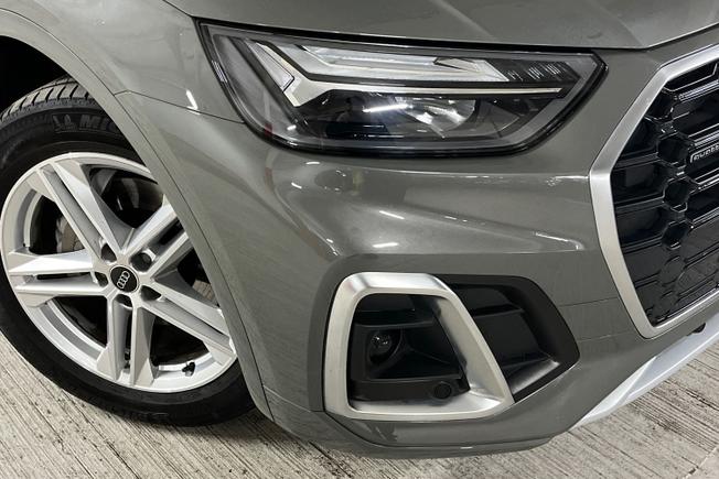 AUDI Q5 Photo 19
