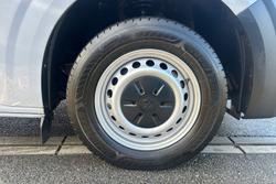 VOLKSWAGEN Transporter Photo 5