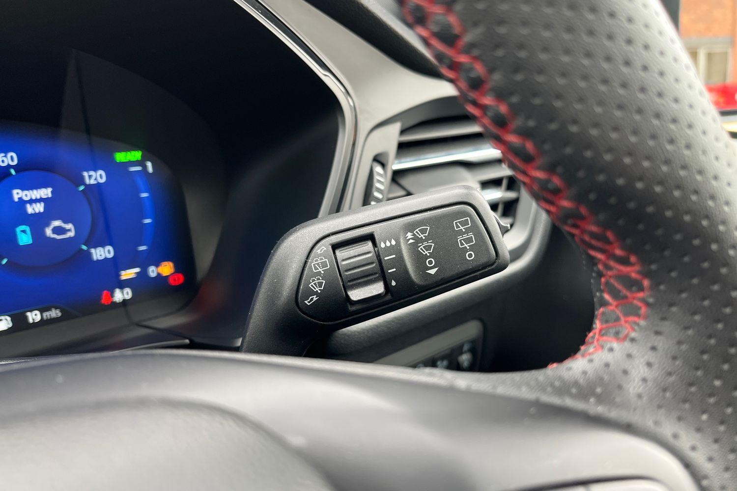 Ford KUGA Photo 14