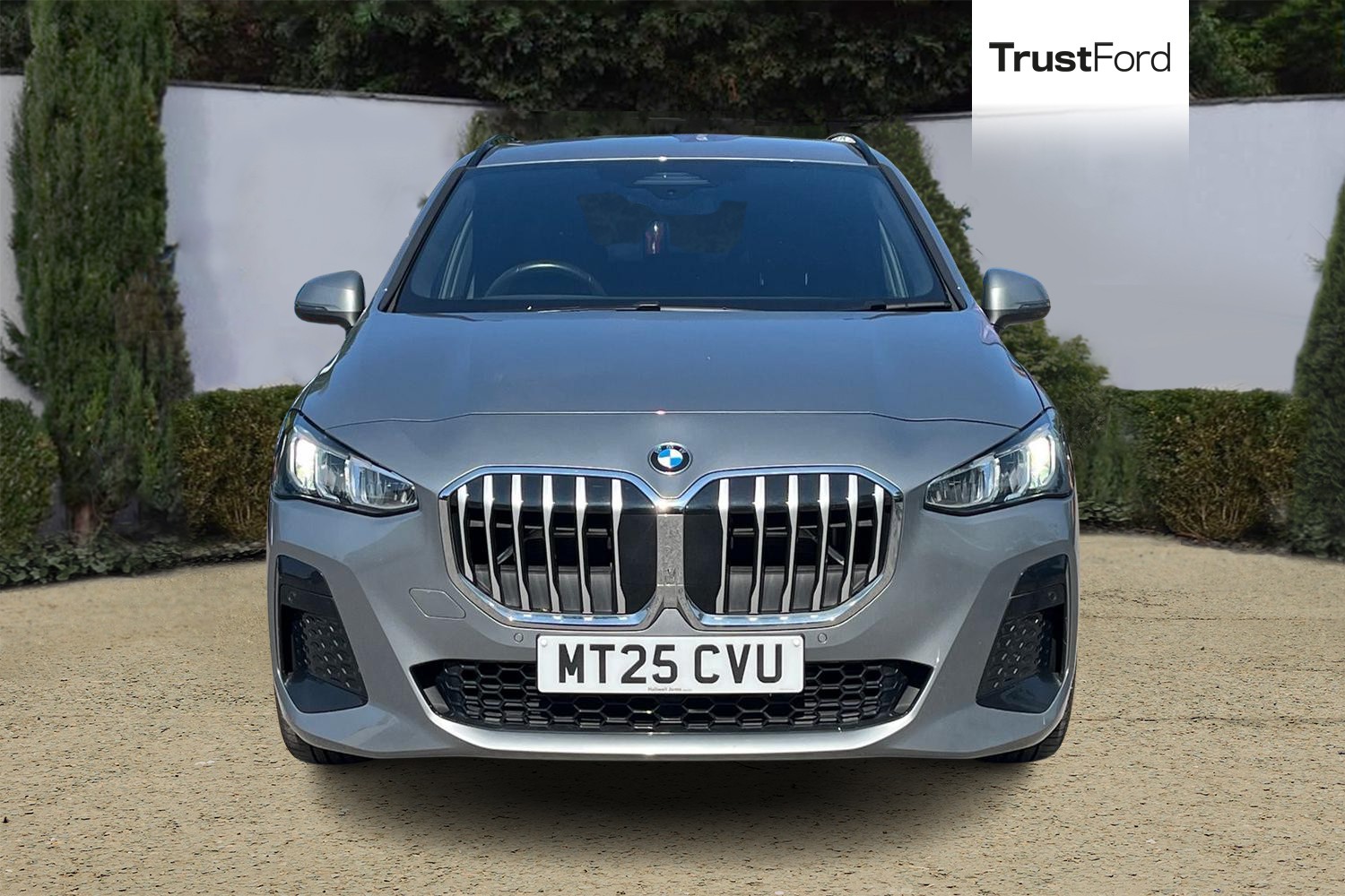 BMW 2 Series Photo 5