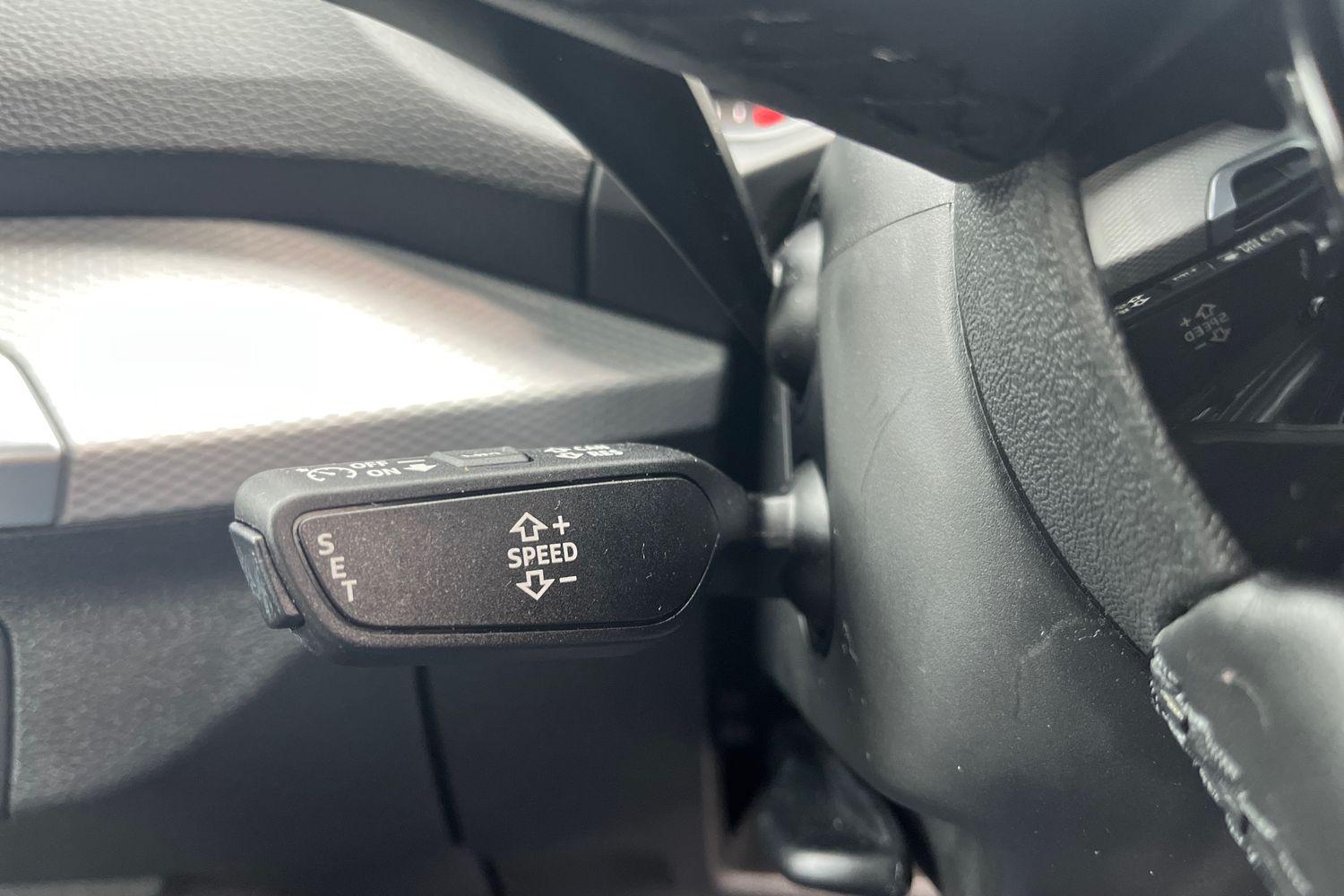 Audi Q2 Photo 26