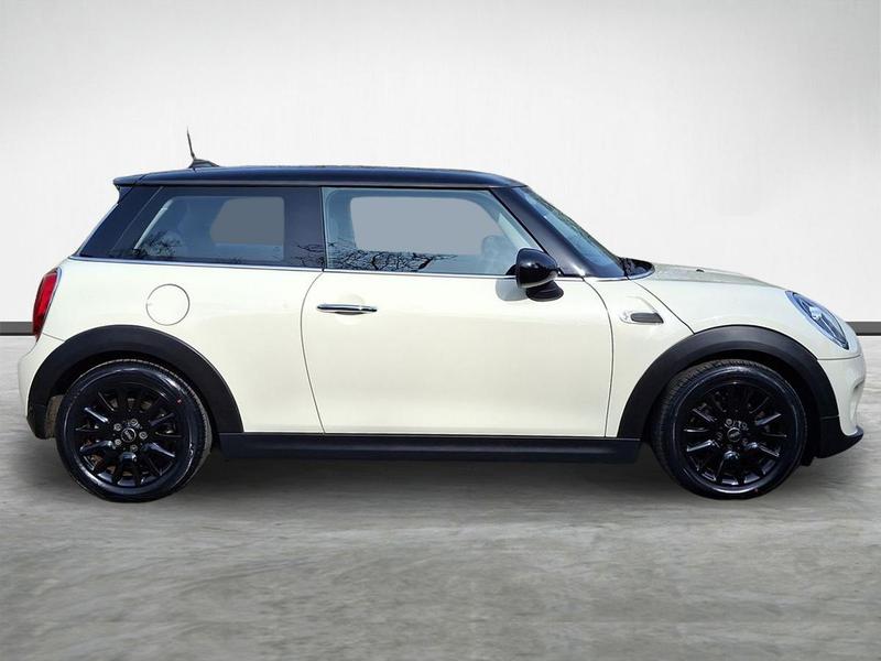 Used MINI Hatch PO19NYR 2