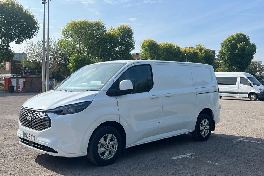 Ford E-TRANSIT CUSTOM Photo autoimg-1cddc908e2d7e27f276c187842bcf1db4f708061.jpg