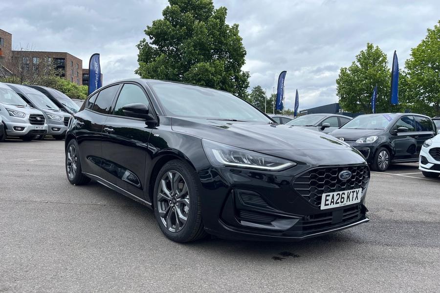 Ford FOCUS Photo autoimg-1ce1fabcdaf26cb4158e963a564e17395ac00794.jpg