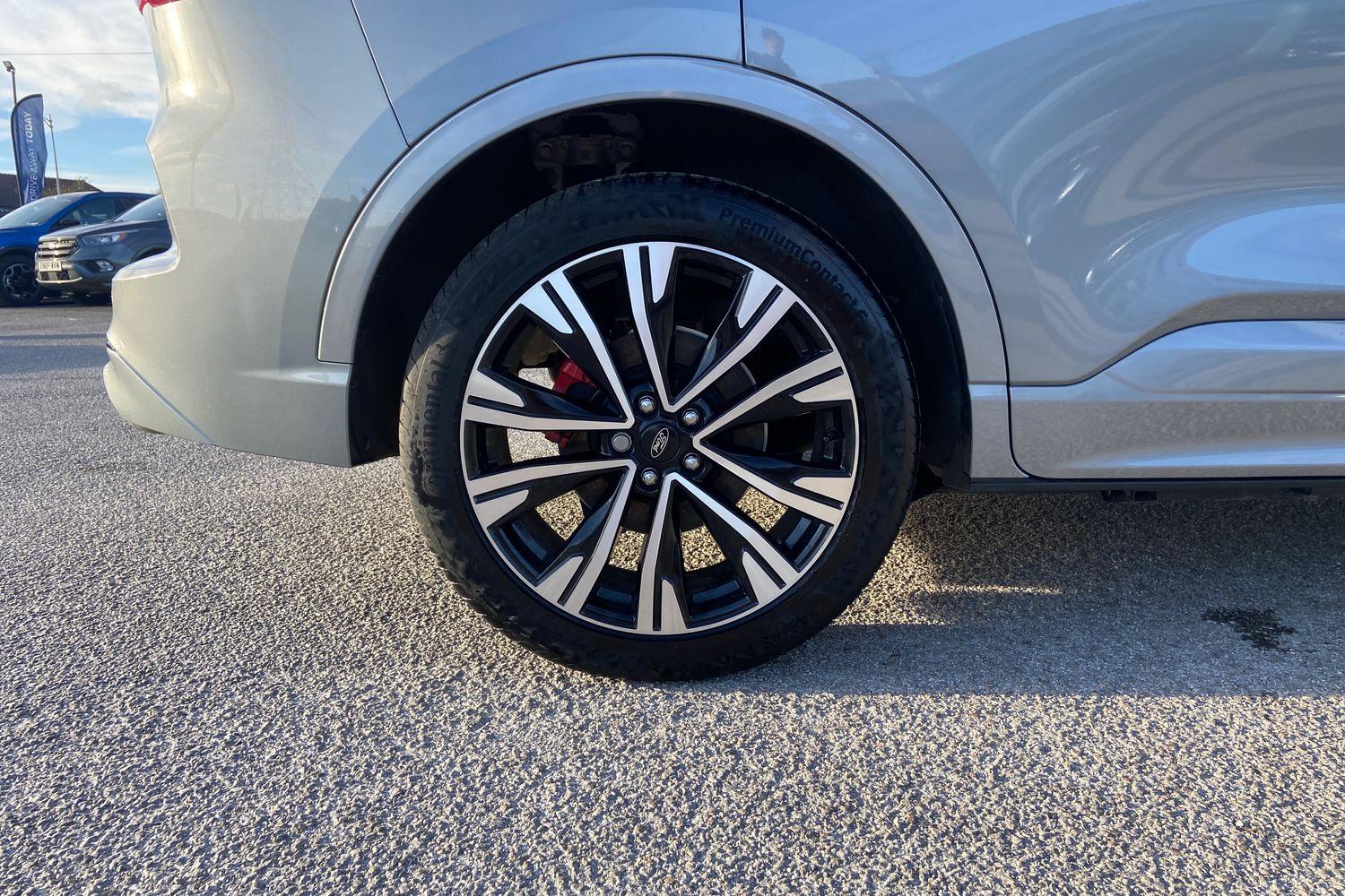 Ford KUGA Photo 7