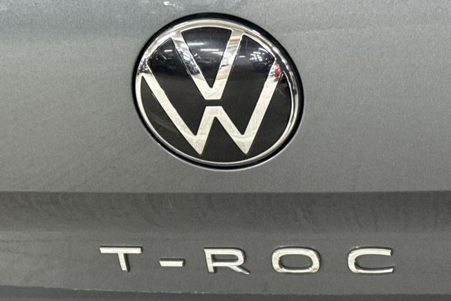 VOLKSWAGEN T-Roc Photo 27