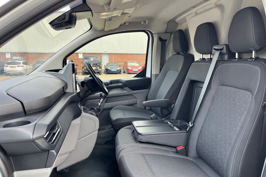 Used Ford TRANSIT CUSTOM DV73UPZ 33