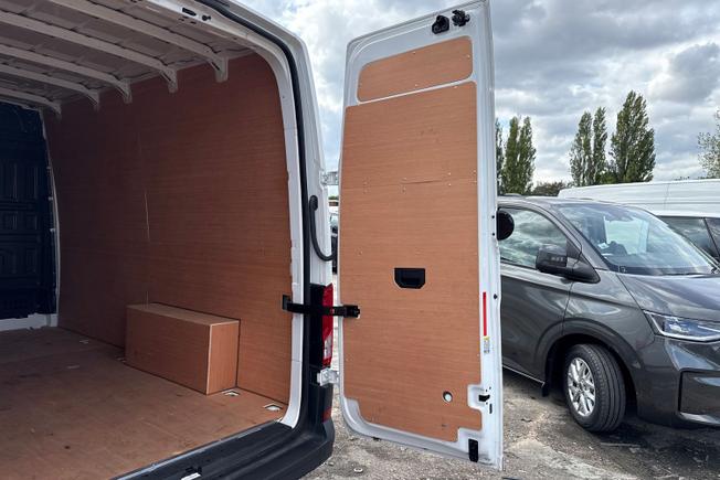 Volkswagen Crafter Photo 25