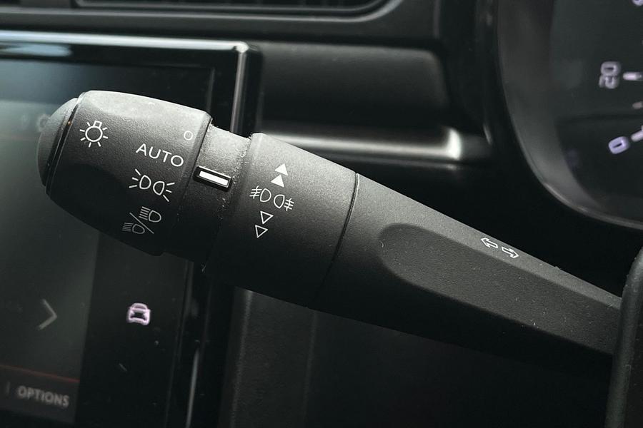 Citroen C3 Photo autoimg-1ce920f201ce692615af504803f84a6a8bb5049f.jpg