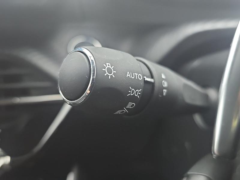 Used Peugeot 208 NX22XPZ 22