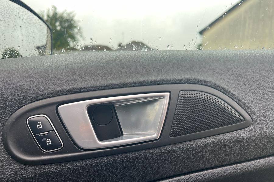 Ford ECOSPORT Photo autoimg-1ced55cef9a1e862e8731dbe2946c2334e4529f6.jpg