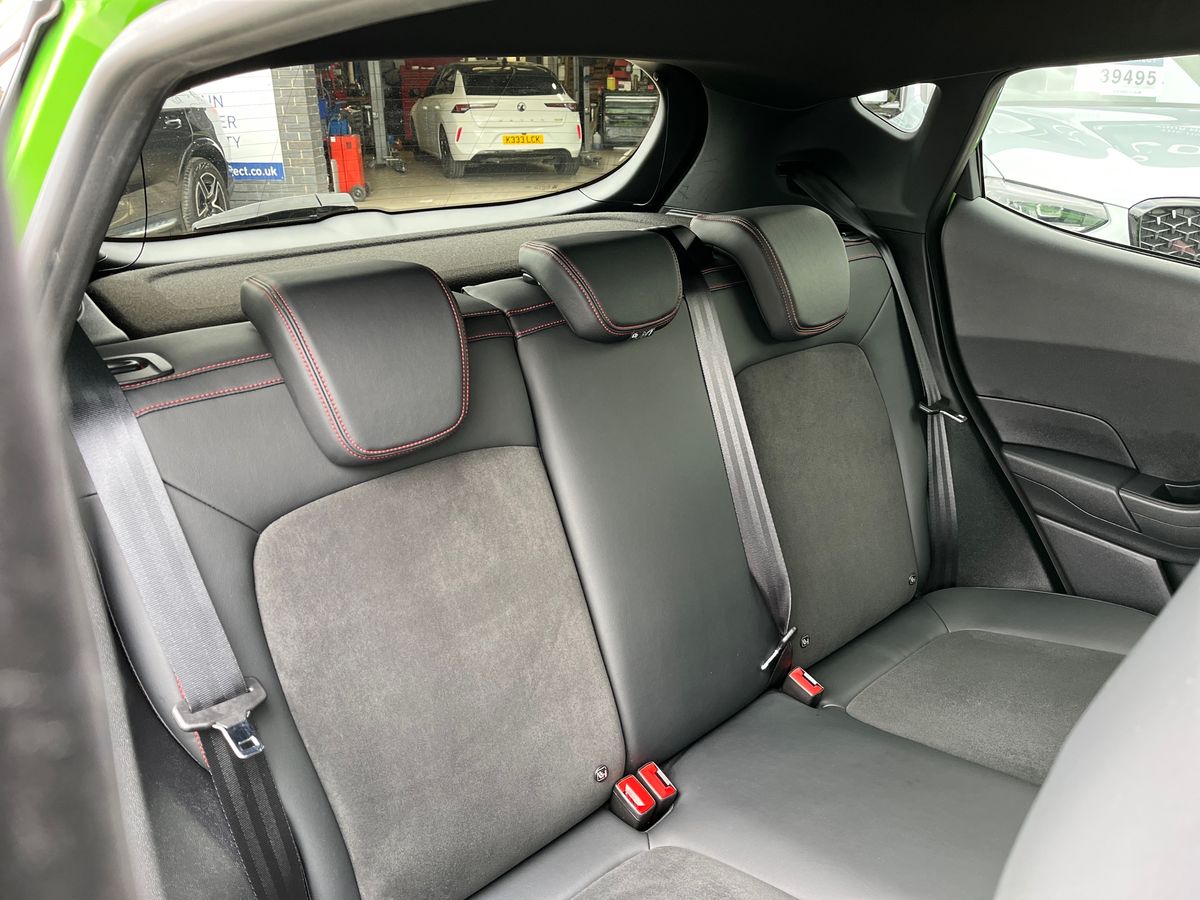 Ford Fiesta Photo 30