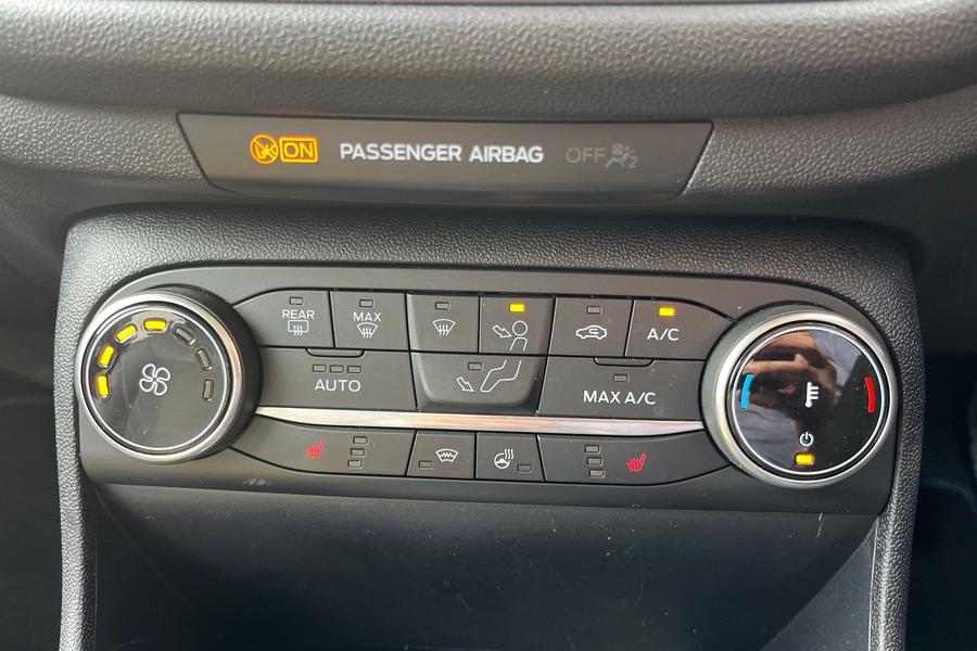 Ford FIESTA Photo autoimg-1cef7665957f8e94919f9a29f43efead6c3ccb05.jpg