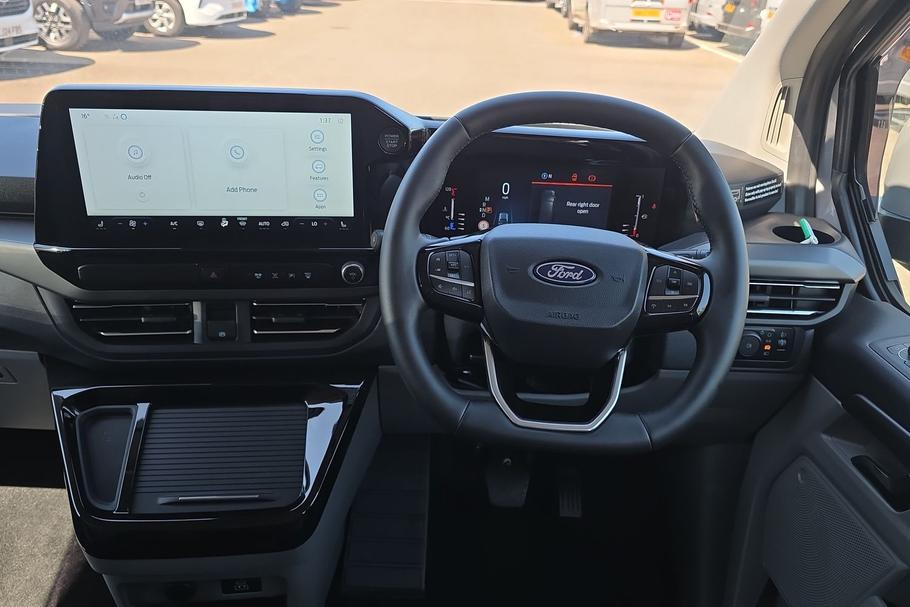 Used Ford TRANSIT CUSTOM NUGGET WO25UYN 27