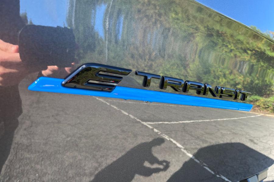 Ford E-TRANSIT CUSTOM Photo autoimg-1cf84c619e6ca57d47ec5df96a866a2c5b44e2d8.jpg