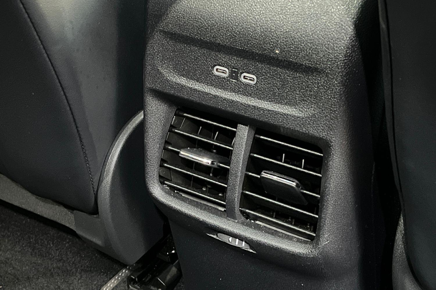 Ford Explorer Photo 25