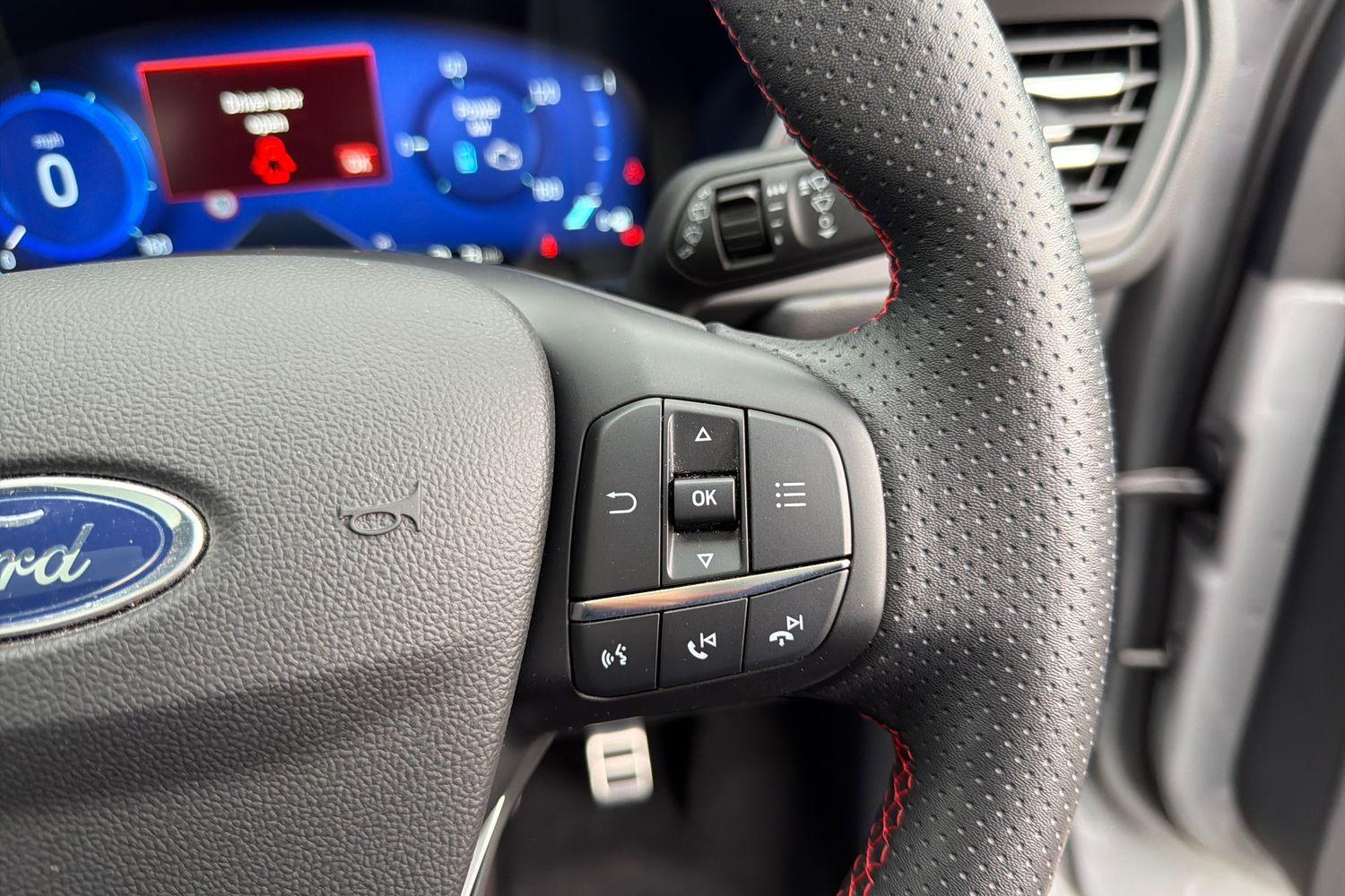 Ford KUGA Photo 37