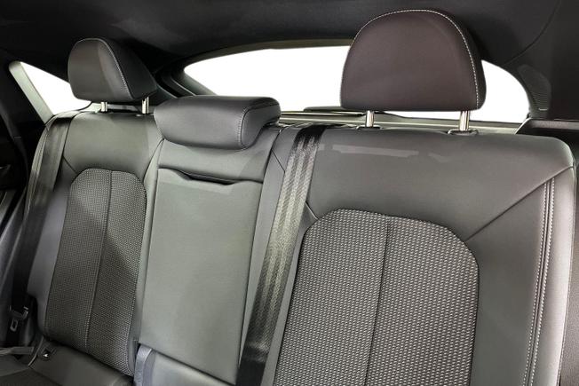 Audi Q3 Photo 9