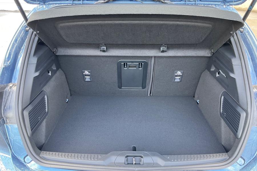 Ford FOCUS Photo autoimg-1cff2319f6b987f2704552e16eede73e38619171.jpg