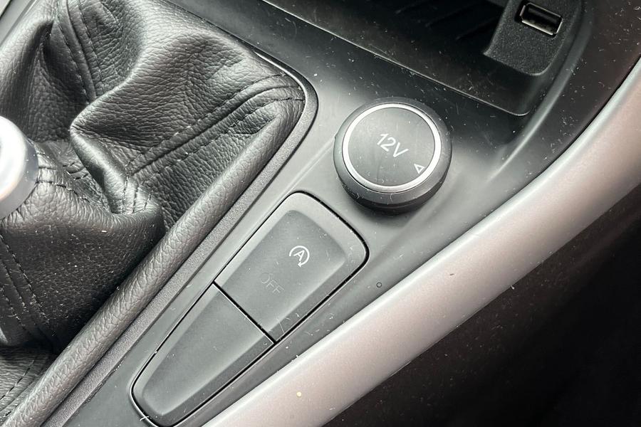 Ford FOCUS Photo autoimg-1d0514779ceddba84e9d27e65bbf81f510f5a2e6.jpg