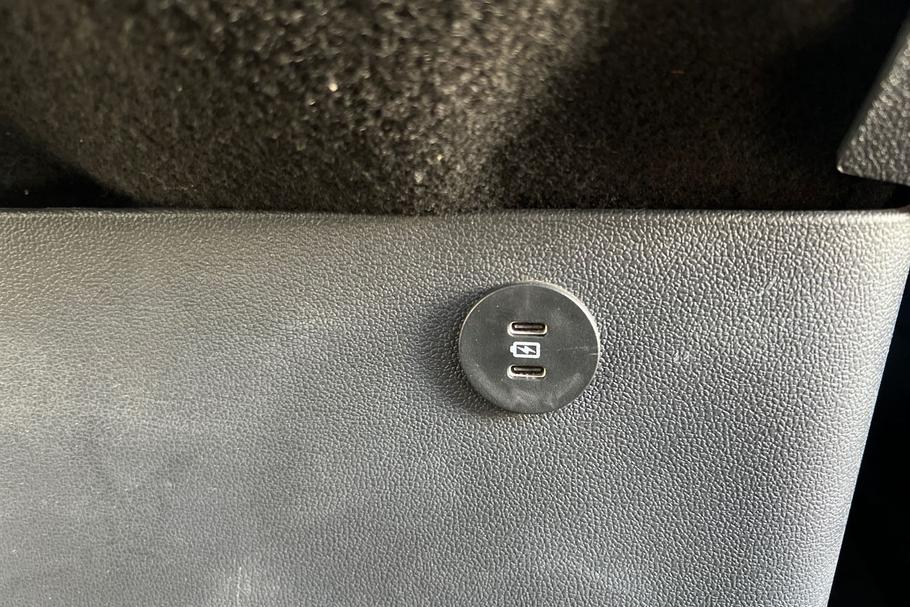 Used Ford TOURNEO CUSTOM RX25CLV 33