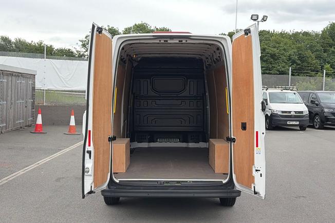 Volkswagen Crafter Photo 39