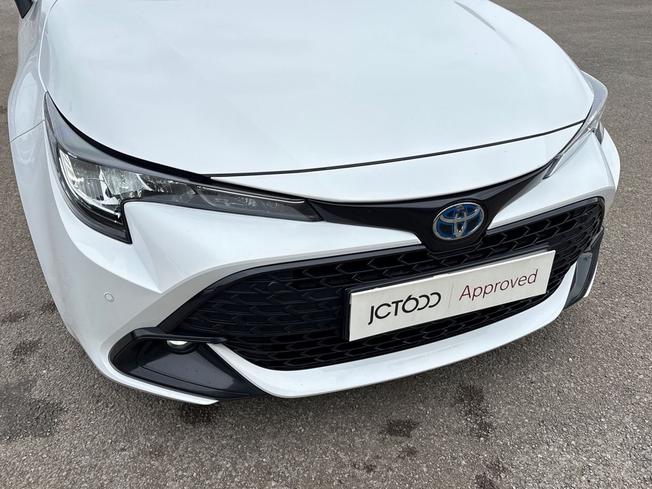 TOYOTA Corolla Photo 31