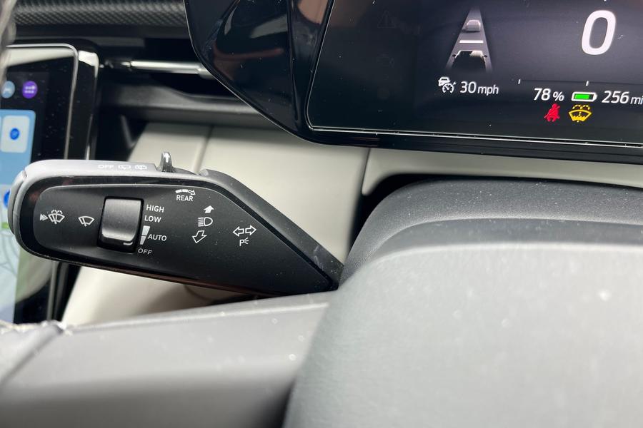 Ford Explorer Photo autoimg-1d0d4e07517fa19a31c2b323571e682f010dadba.jpg