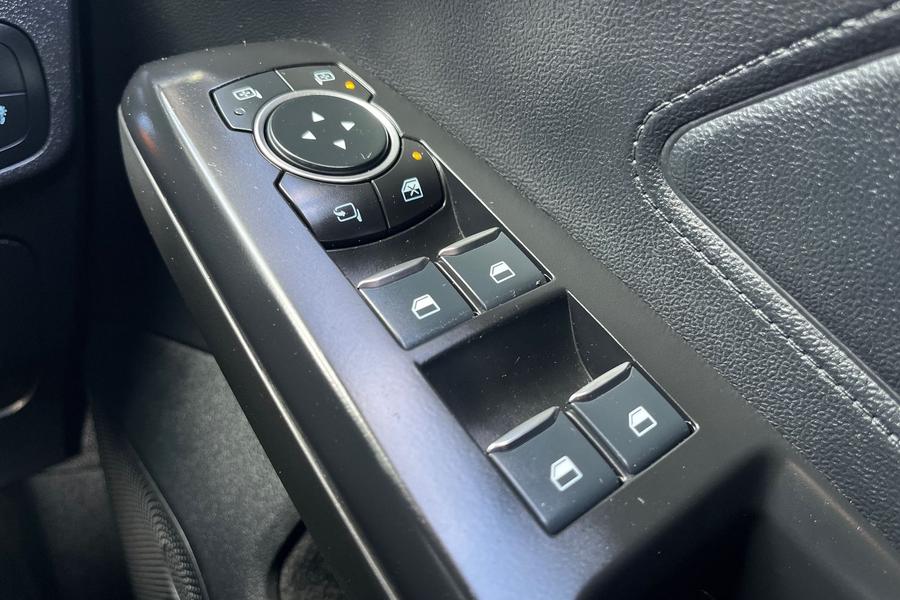 Ford FOCUS Photo autoimg-1d0dbbfb10c177bf946595e3d60da9dd13dde89f.jpg