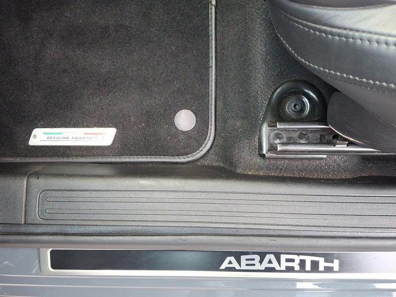 Used Abarth 595 YR22ZTB 43
