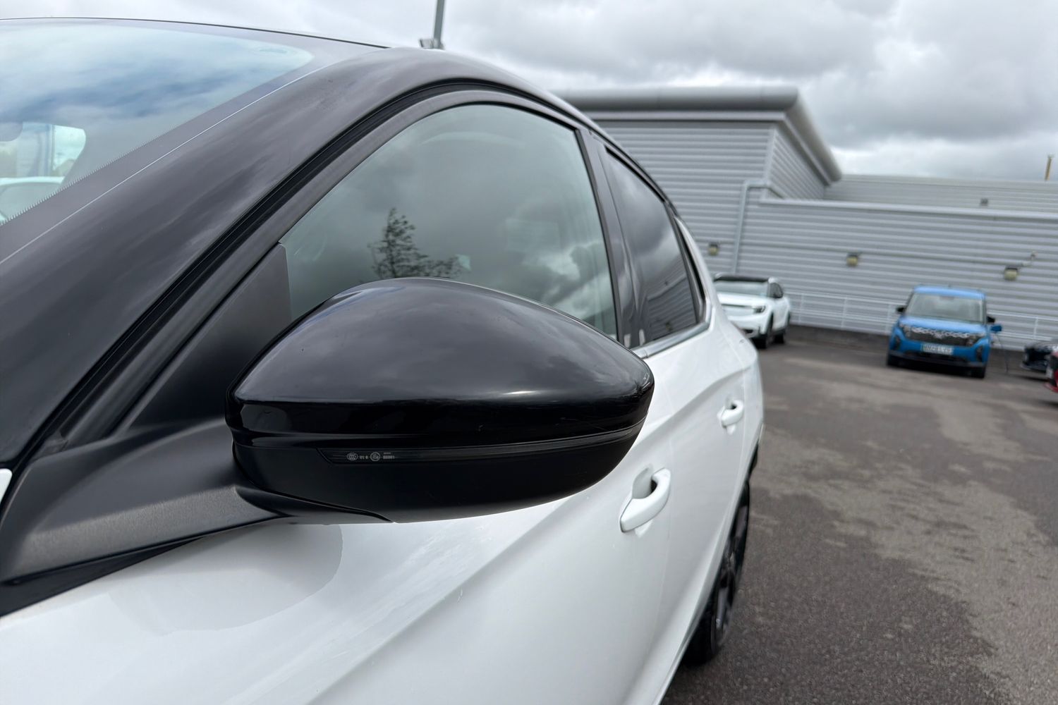 Vauxhall CORSA Photo 26