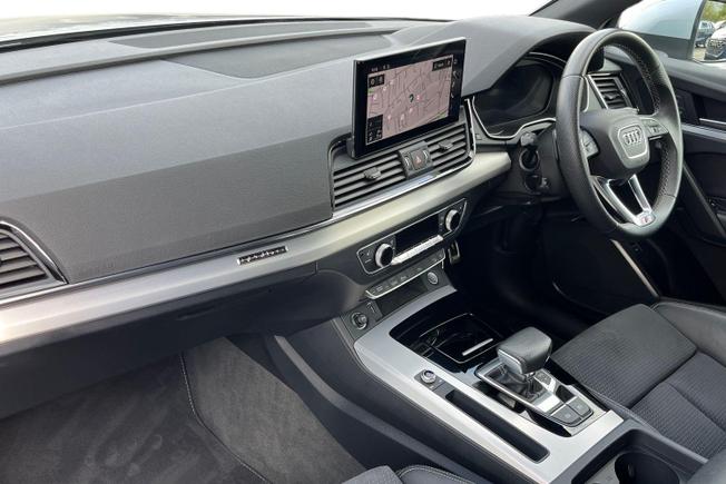 Audi Q5 Photo 2