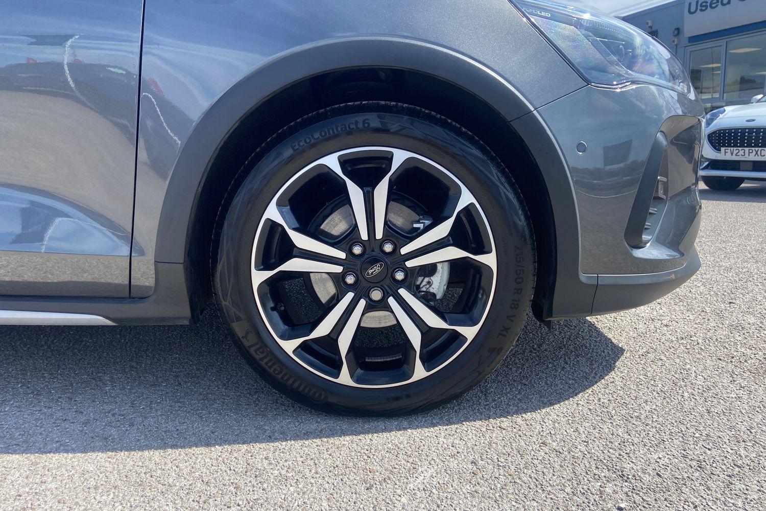 Ford FOCUS Photo 23