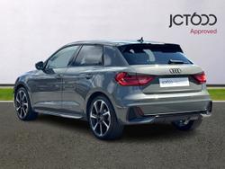 AUDI A1 Photo 3