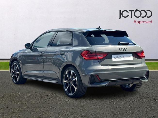 AUDI A1 Photo 3