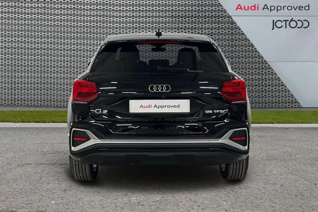 AUDI Q2 Photo 7