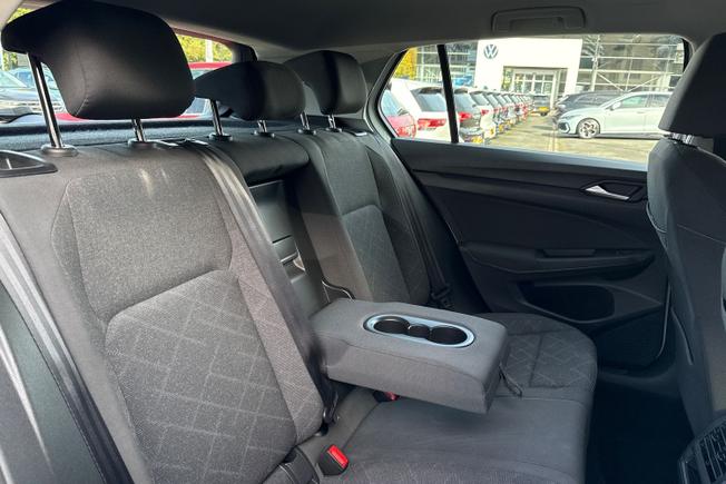VOLKSWAGEN Golf Photo 33