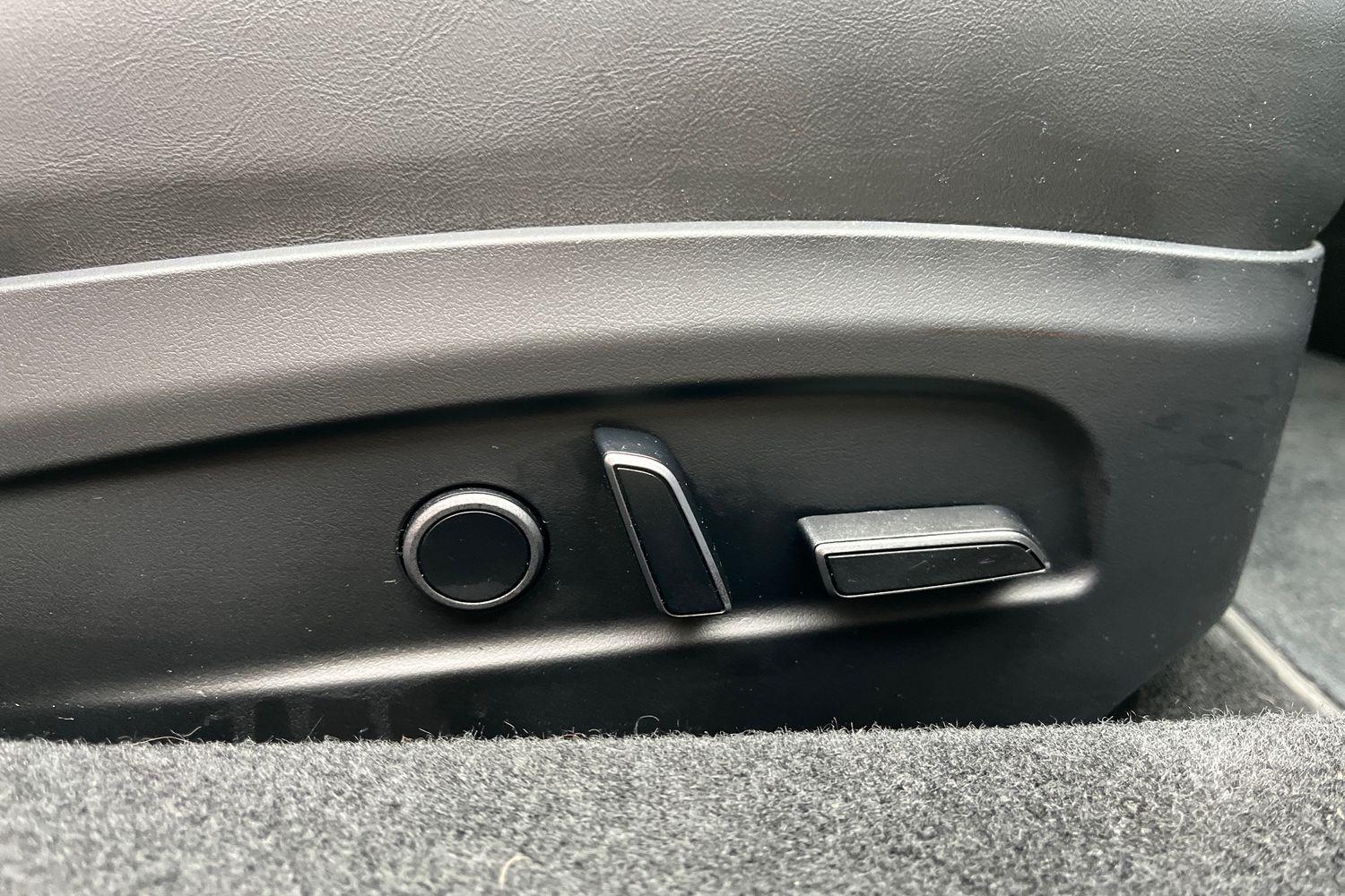 TESLA MODEL 3 Photo 36