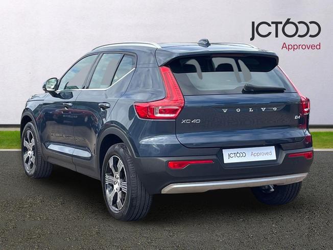 VOLVO XC40 Photo 3