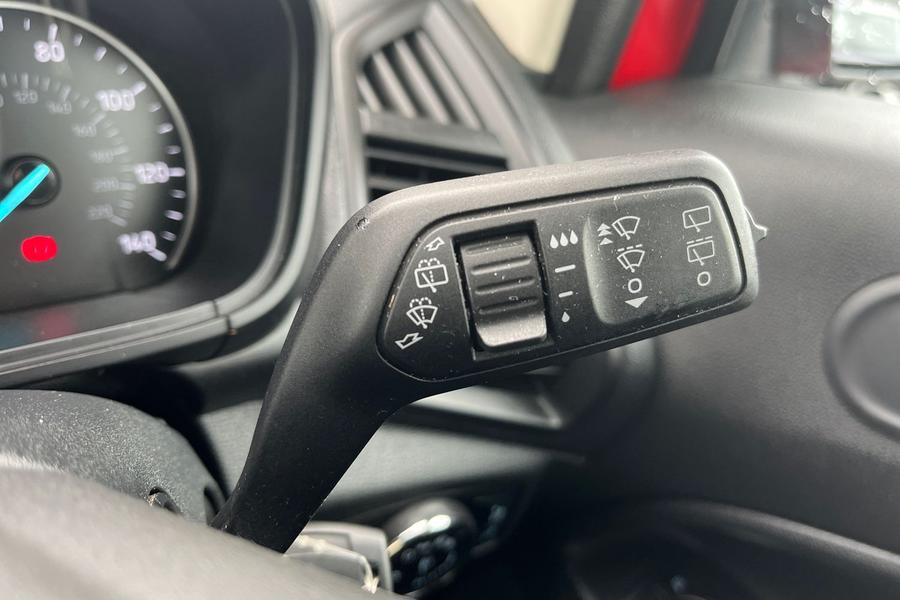 Ford ECOSPORT Photo autoimg-1d23fa3725b378116d710581da0c7f06198754a2.jpg