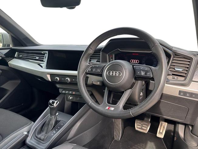 AUDI A1 Photo 6