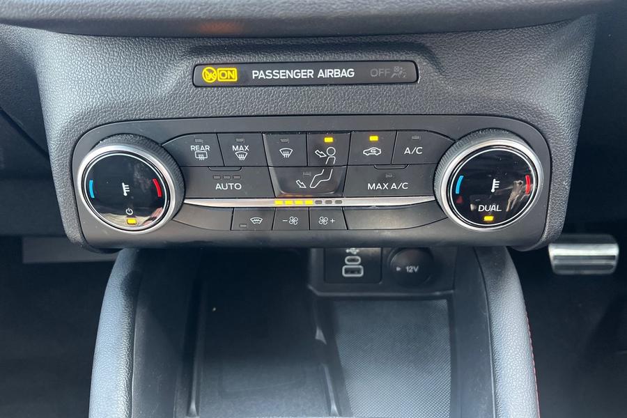 Ford Kuga Photo autoimg-1d249a62d87cf3aaa9823f2c1df5e4fa45be1d24.jpg