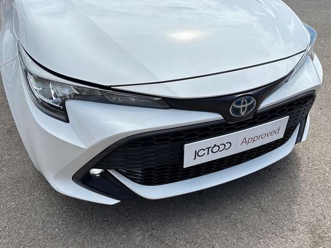 TOYOTA Corolla Photo 31