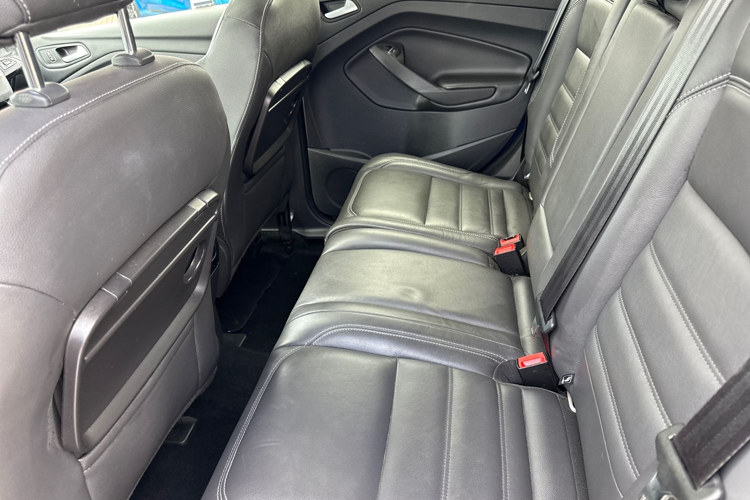Ford KUGA Photo 19