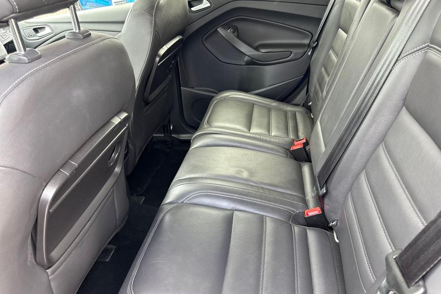 Ford KUGA Photo autoimg-1d268561e41d923515a6bb8fcfc3cb06815df859.jpg