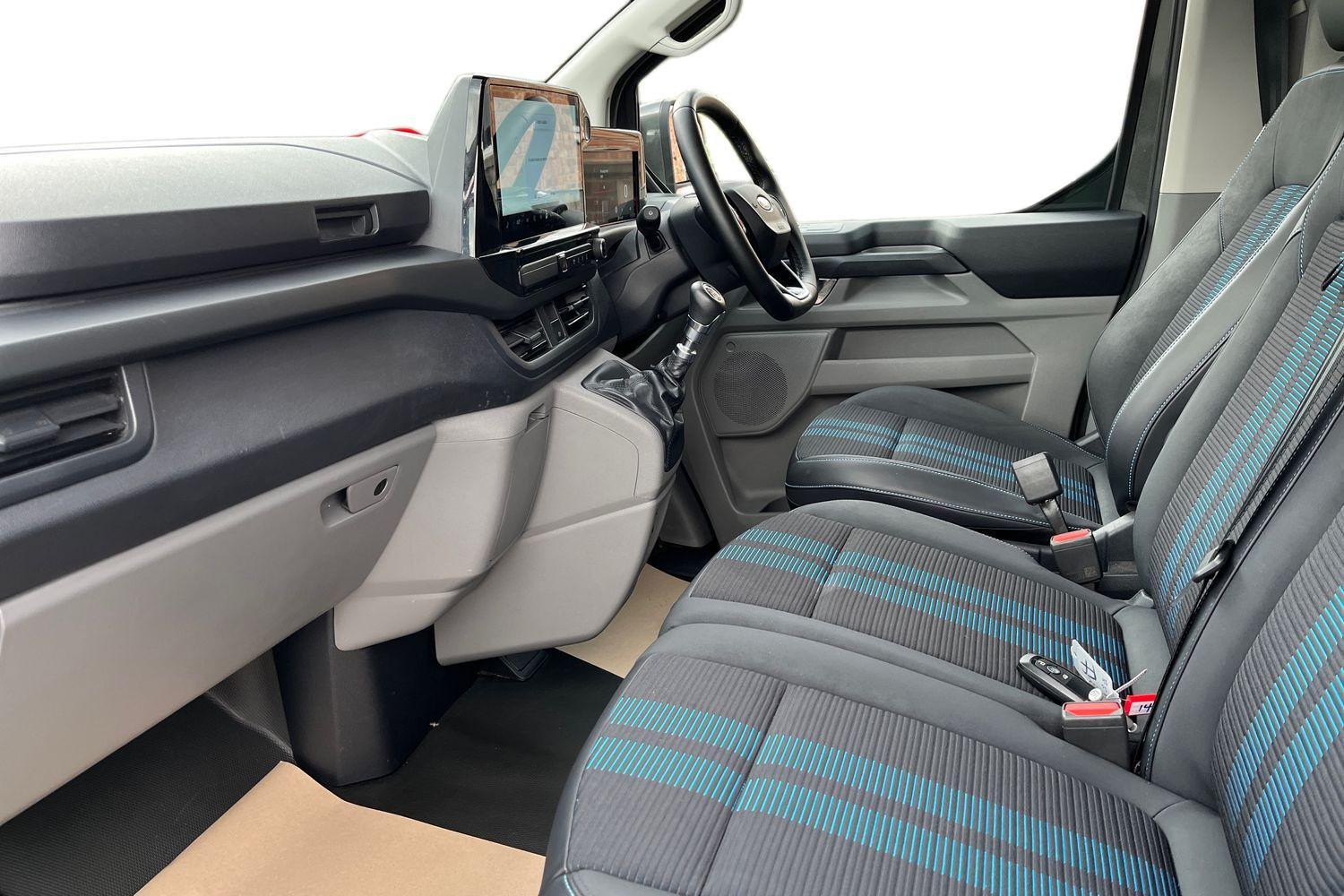 Ford TRANSIT CUSTOM Photo 9