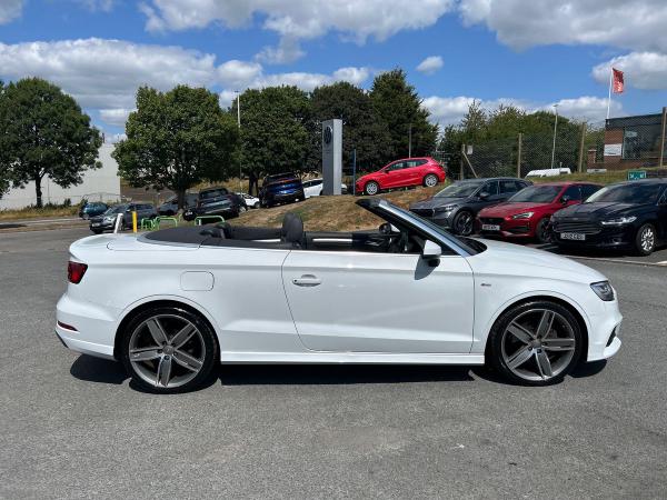 Audi A3 Cabriolet Photo autoimg-1d281426163fabbd8fb2a8df46303dfb1064e655.jpg
