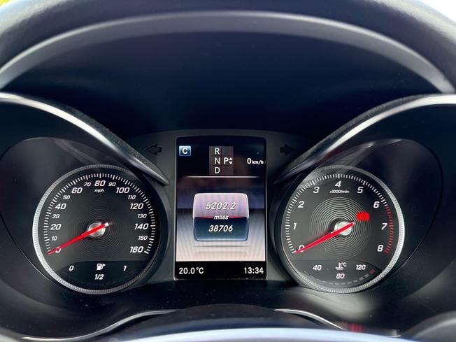 MERCEDES-BENZ Glc Photo 15