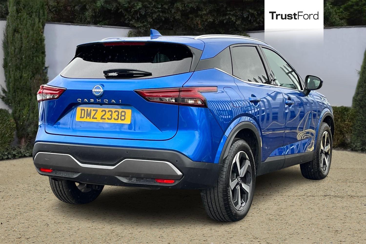 Nissan QASHQAI Photo 3